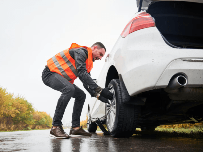 Why 24/7 Roadside Assistance Is Essential for Every Vehicle Owner