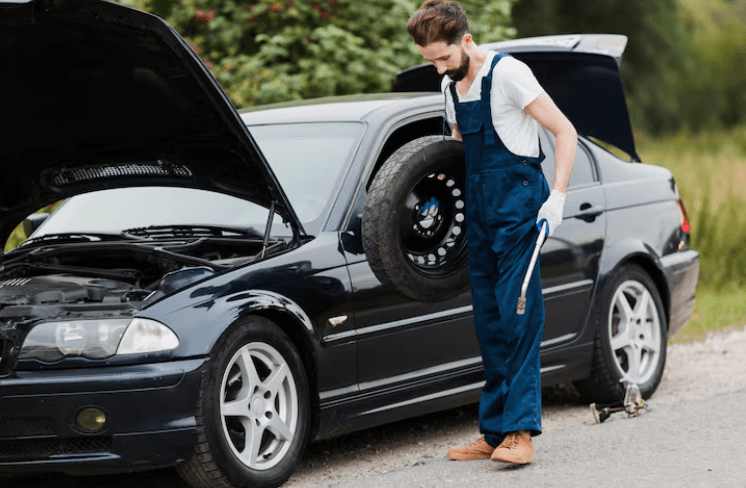 Road Side Assistance Flat Tyre: Safety Steps Before Anyone Touches the Wheel