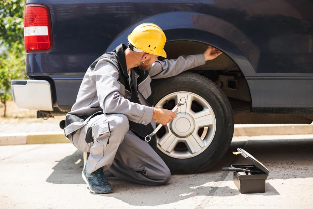 Emergency Mobile Tyre Puncture Repair Services
