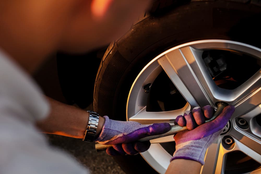Why Choose Mobile Tyre Puncture Repair Service?