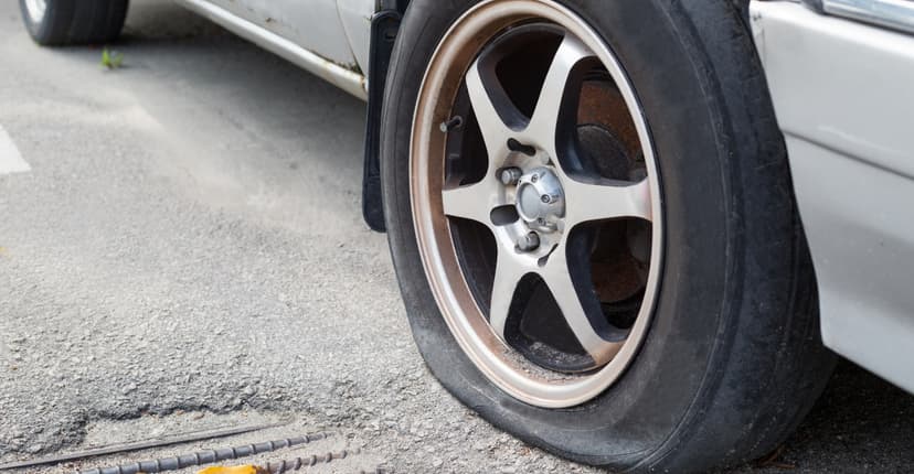 Who Should I Call When I Have a Flat Tire?
