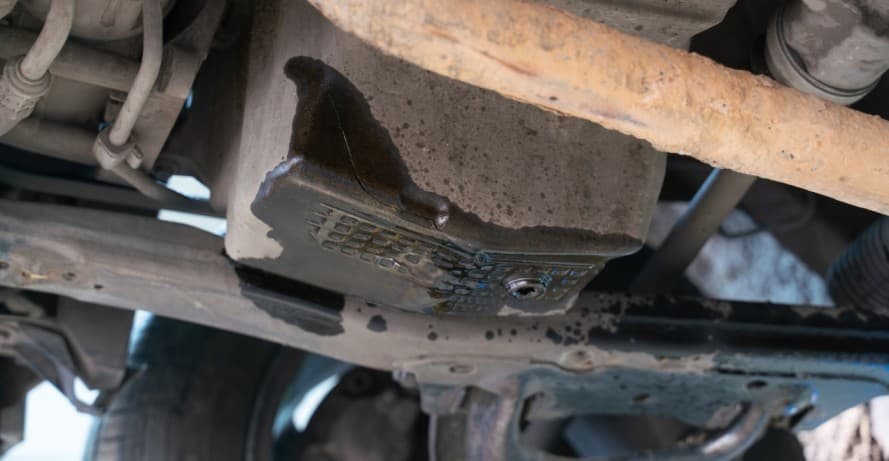 Common Engine Issues Leading to Oil Leaks