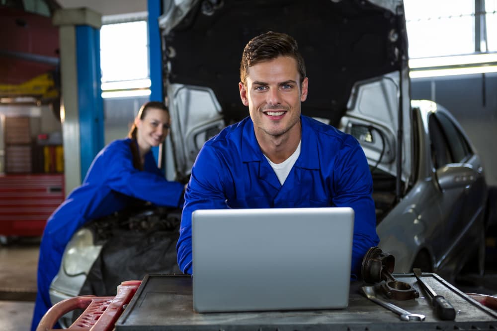 Why Choose an Online Mechanic Over a Local Garage
