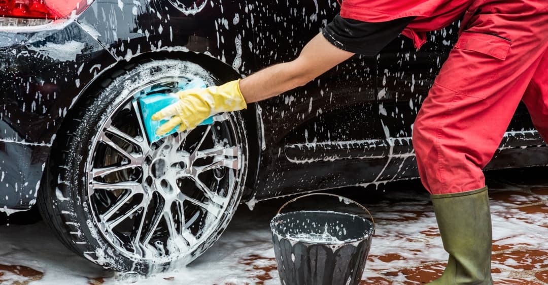 How Can I Find a Reliable Car Wash Service Near Me?