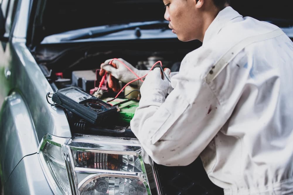 Ultimate Guide to Roadside Battery Replacement