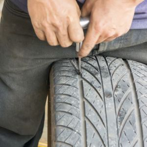 How to use a tyre sealant?