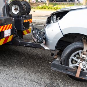 The Benefits of including Towing Services in Your Auto Insurance Policy