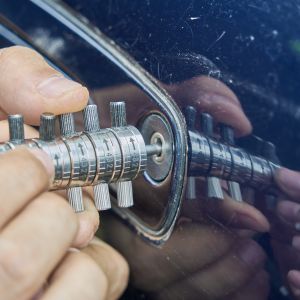 The benefits of a professional locksmith