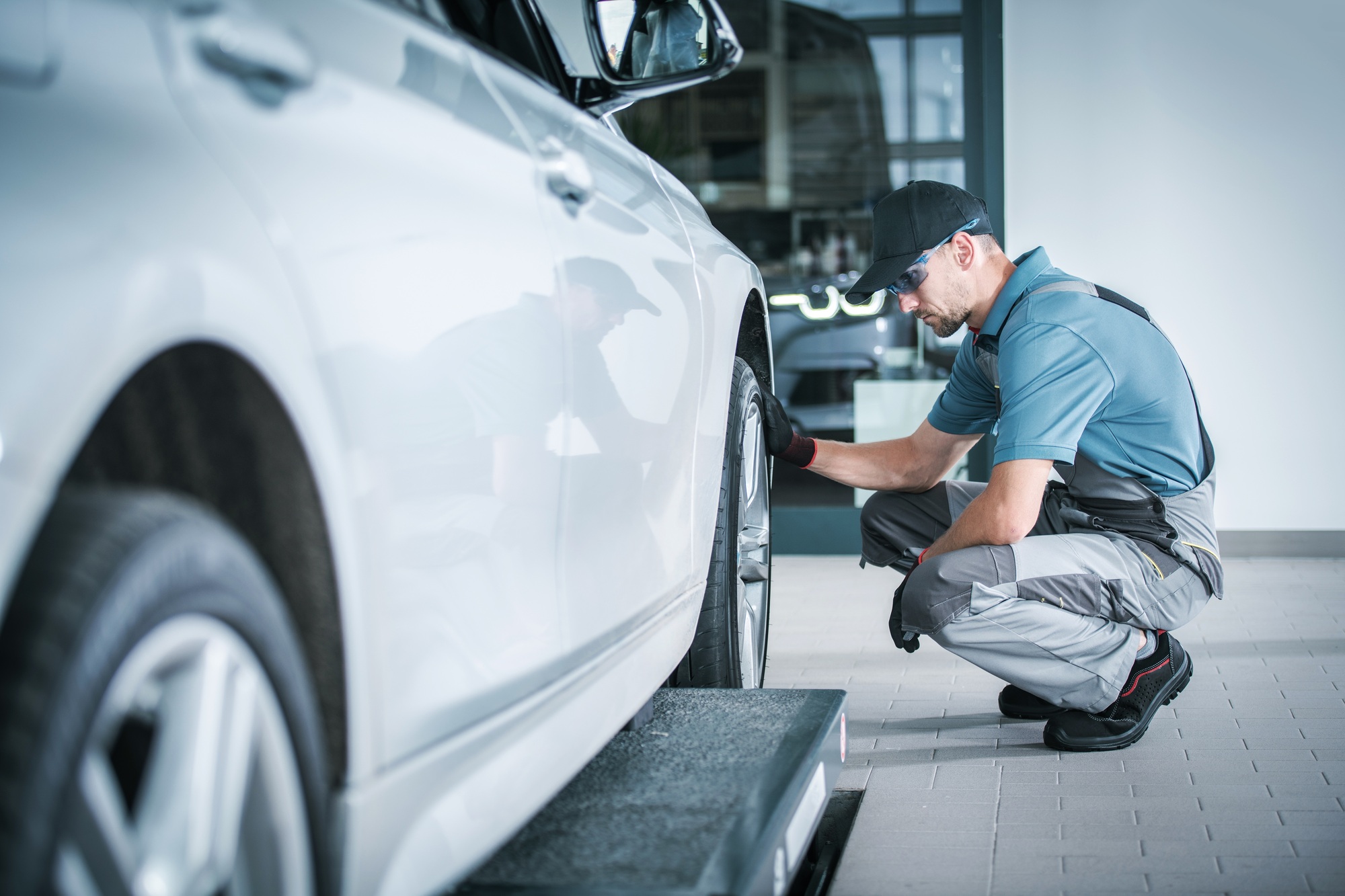 How to Create a Car Service Schedule for Optimal Performance ?