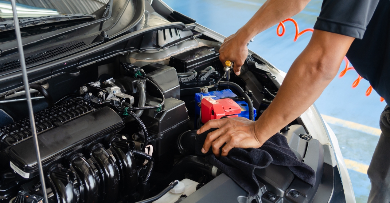 Understanding the Engine's Oil System: The Role of the Crankcase